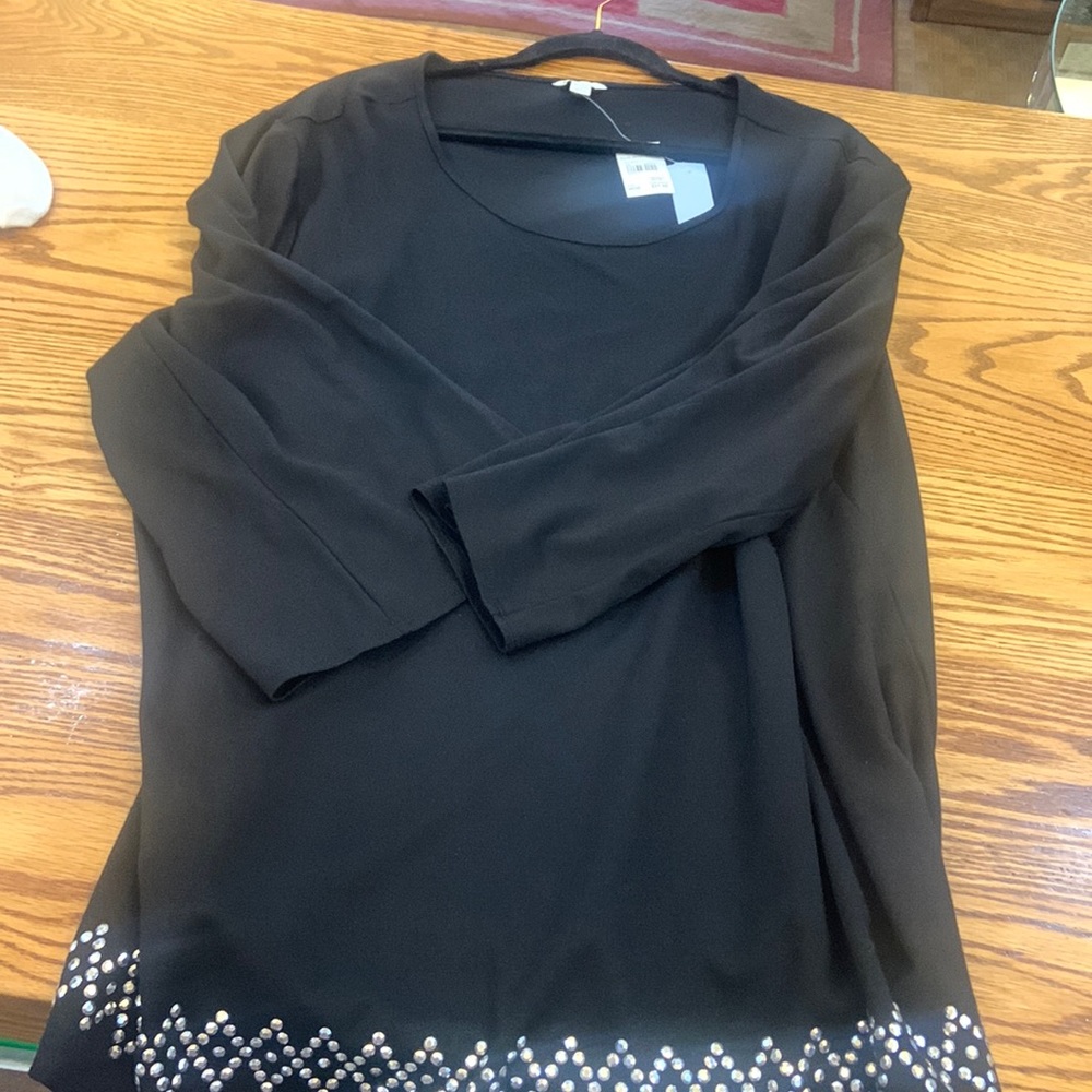 Brand new plus size top!